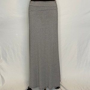 EUC Lily Star Print Maxi Skirt - Large